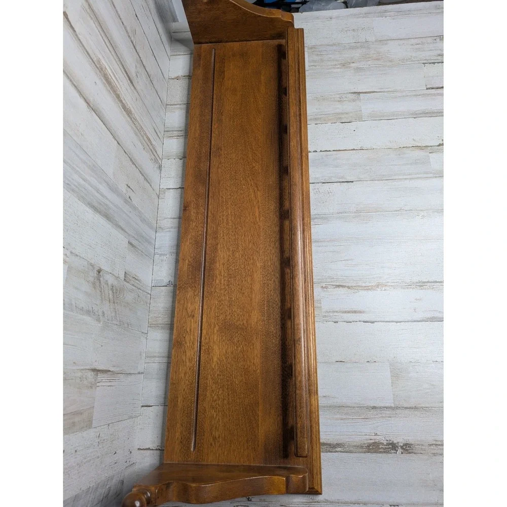 VTG Ethan Allen Heirloom Solid Wood Spindle Rail w/ Plate Groove Wall Shelf 30